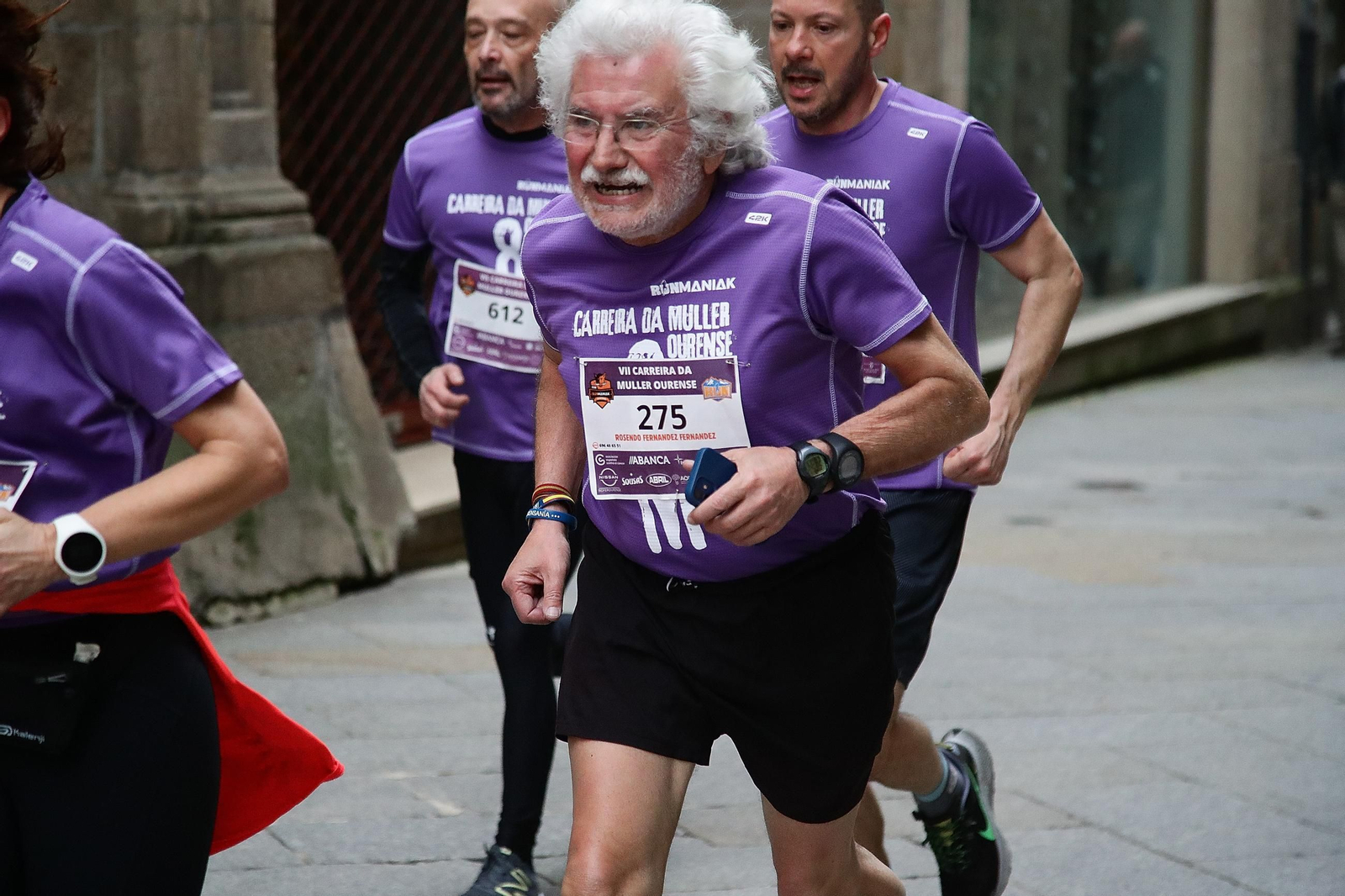 Galería | Ourense se viste de morado para correr la Carreira da Muller