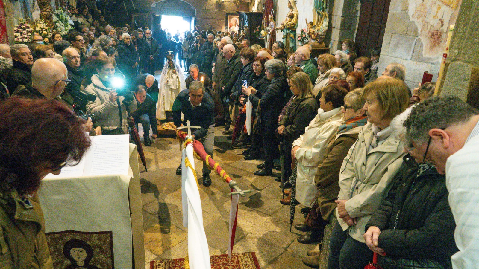Galería | Vigo celebra As Candelas pese a la lluvia