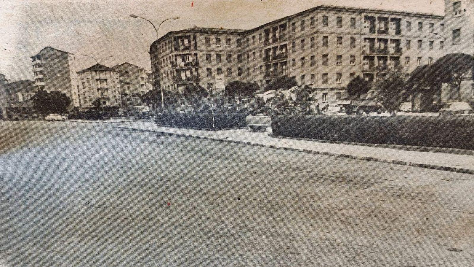 Explanada de la Estación Empalme, habilitada para taxis.