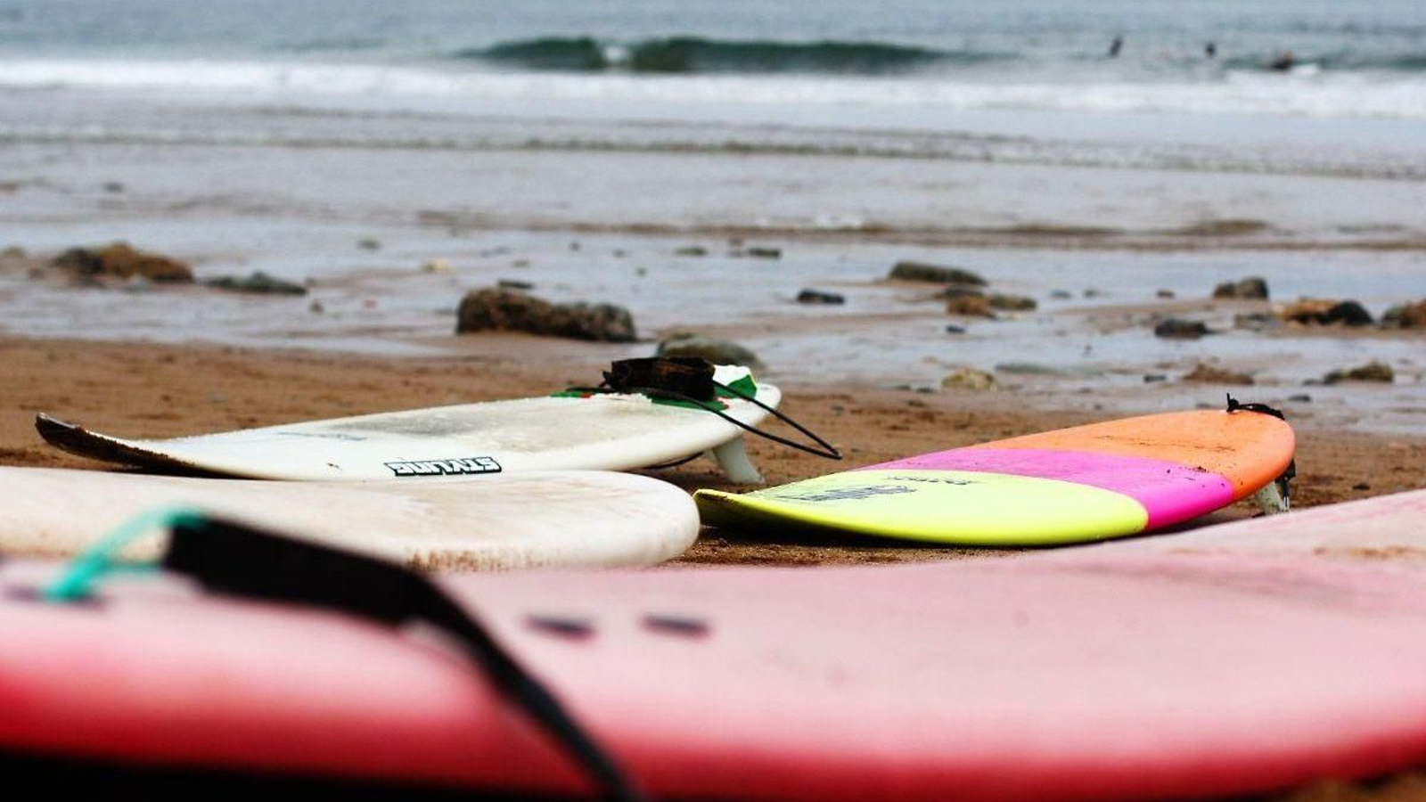 Foto de archivo de tablas de surf.