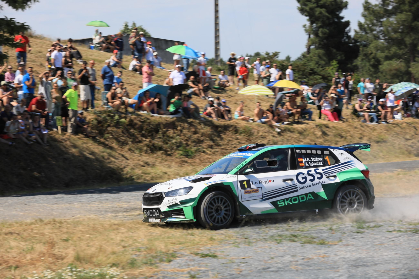 Galería | El público disfruta del Rally de Ourense en el tramo Cartelle-Toén, en fotos
