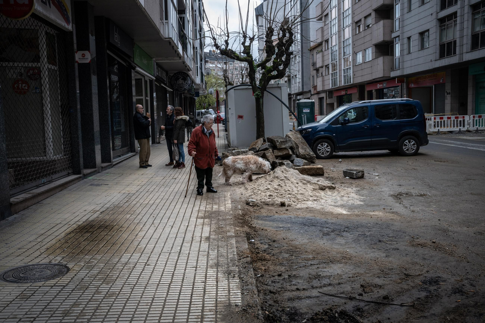 Galería | Así se encuentra la Avenida de Portugal tras la paralización de las obras por impagos del Concello de Ourense