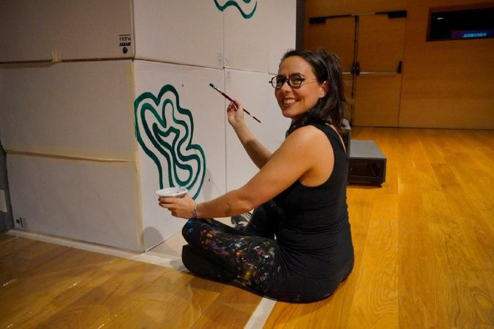 Aranxta X. Rodríguez, en una sesión de pintura al vivo en el Marco.