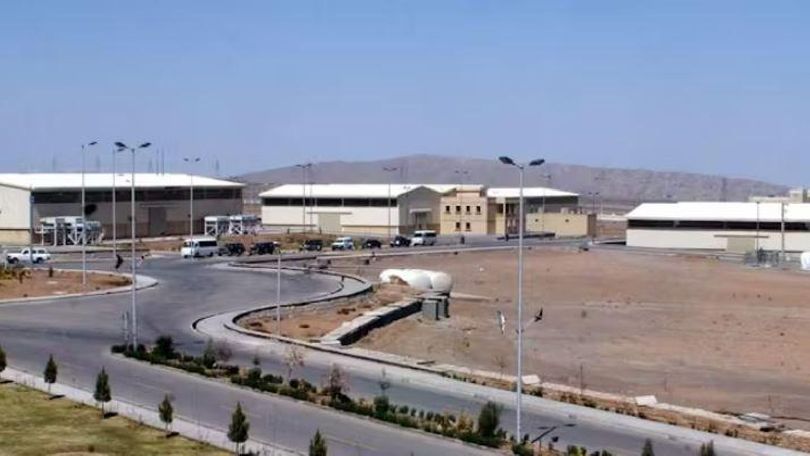 Dentro de estos edificios de la instalación nuclear de Natanz, en Irán, los técnicos enriquecen uranio.