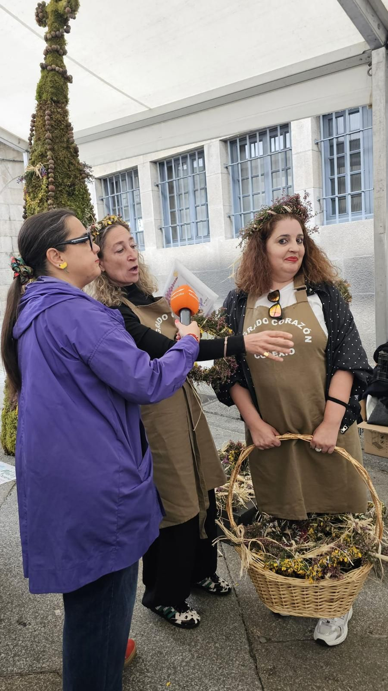 Os Maios no colexio Sagrado Corazón de Celanova