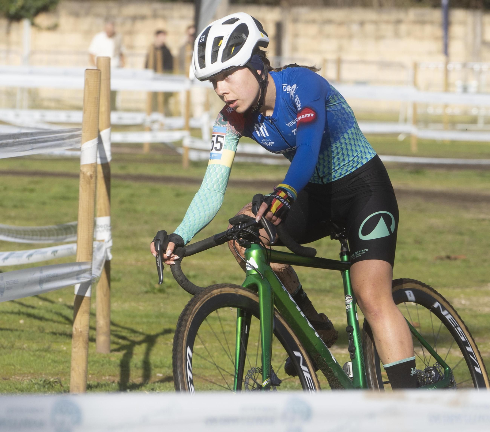 Galería | El ciclocross toma Ponteareas con más de 200 participantes