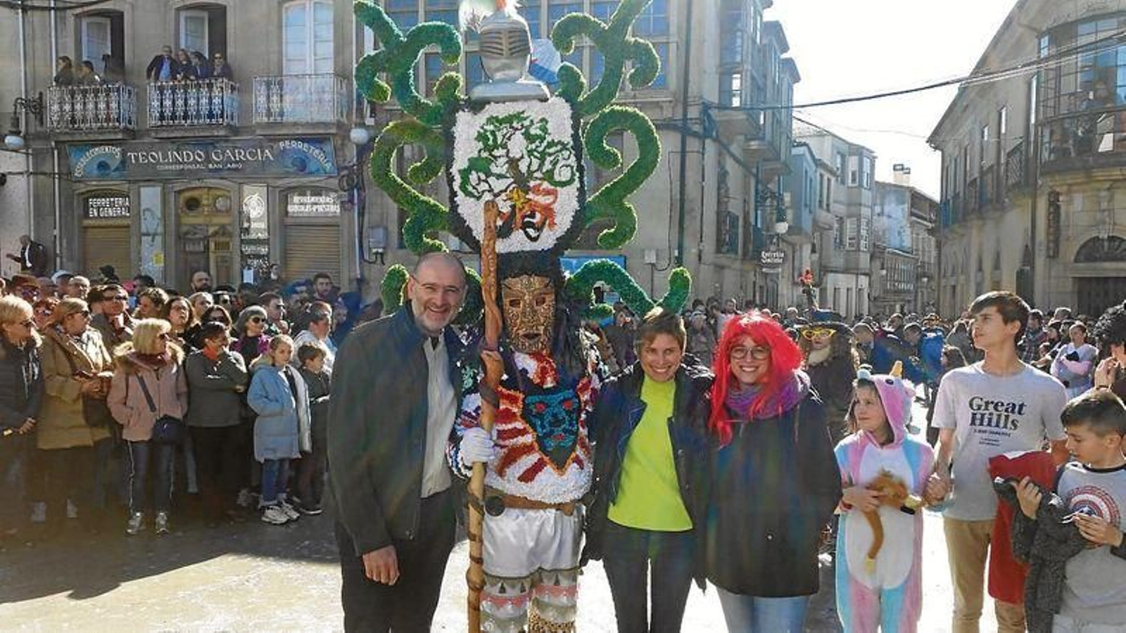 Ninguén quixo perder a oportunidade de se fotografar cos boteiros.