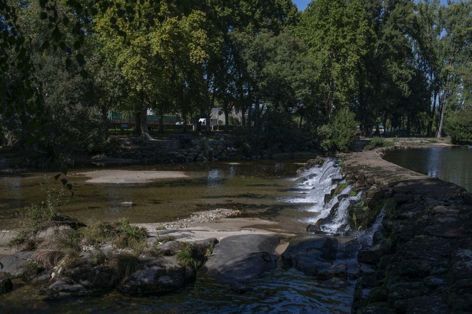 Gran sequía del río Avia, en Ribadavia