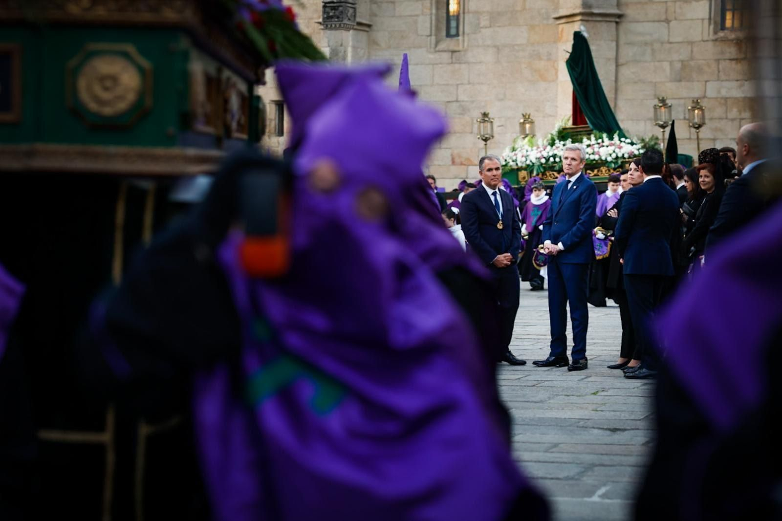 Alfonso Rueda, presidente de la Xunta de Galicia, en el Jueves Santo en Pontevedra.