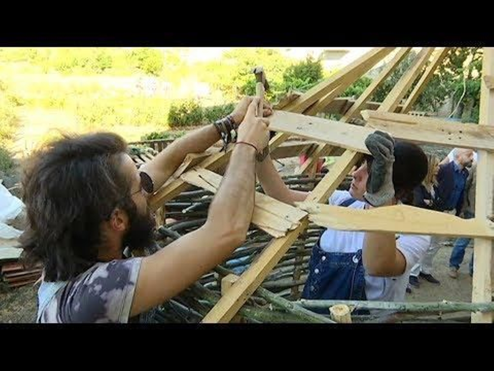 Visita de Pepe Araújo y Sofía Godoy al Campo de trabajo
