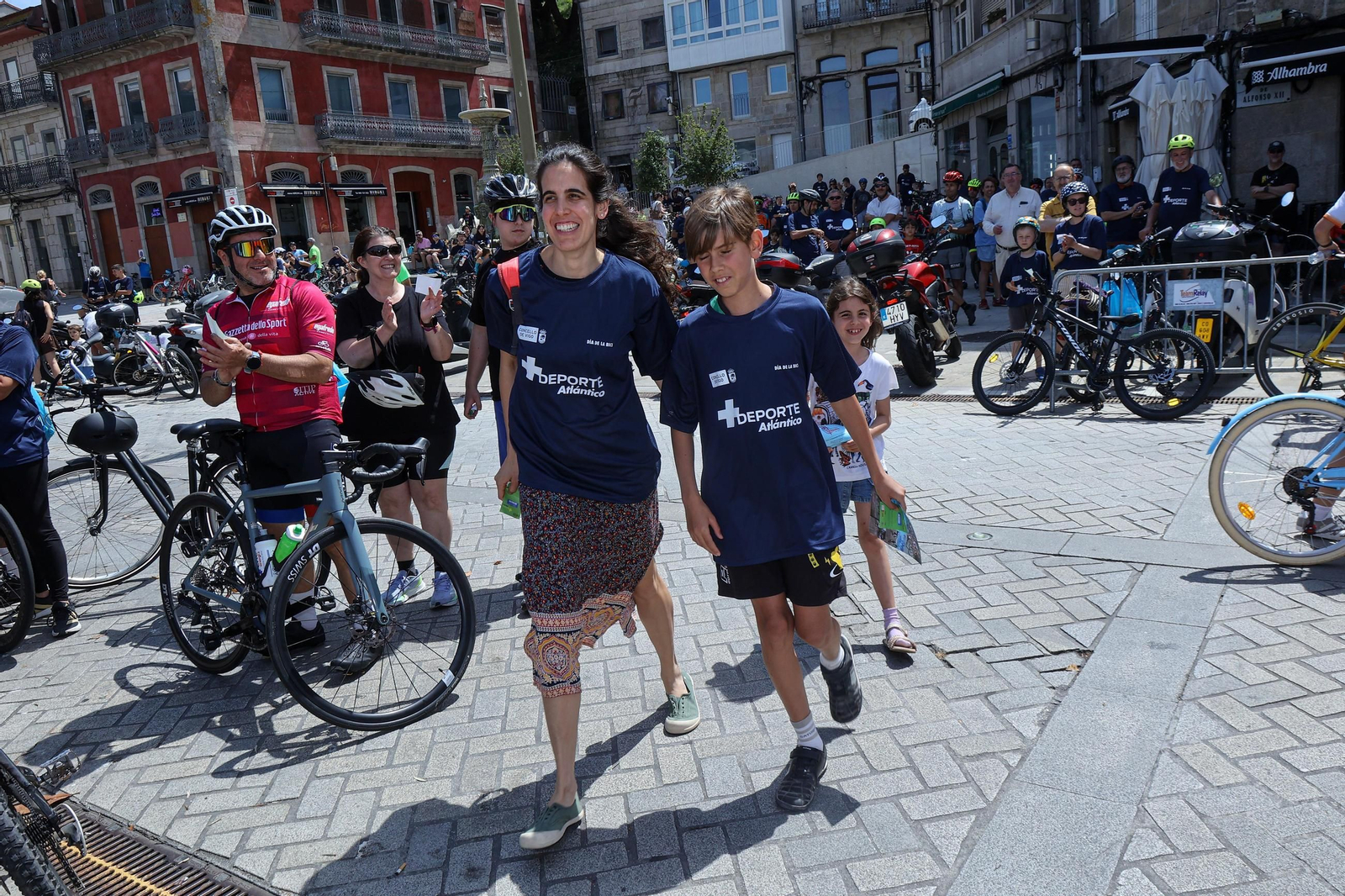 Galería | El ciclismo toma Vigo con la primera edición del Día de la Bici de Atlántico