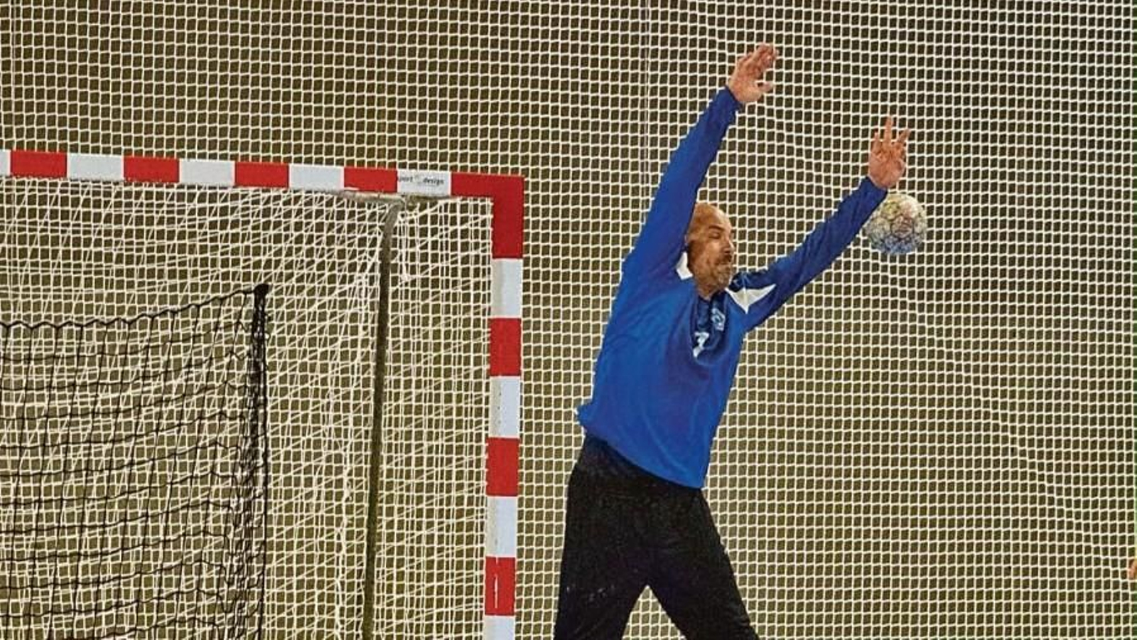 El portero vigués Jorge García Lloria, en su vuelta a los entrenamientos.