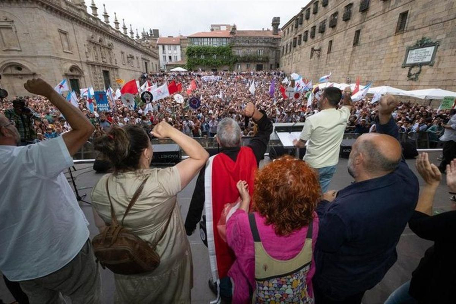 Acto del BNG en la plaza de la Quintana, en Santiago.
