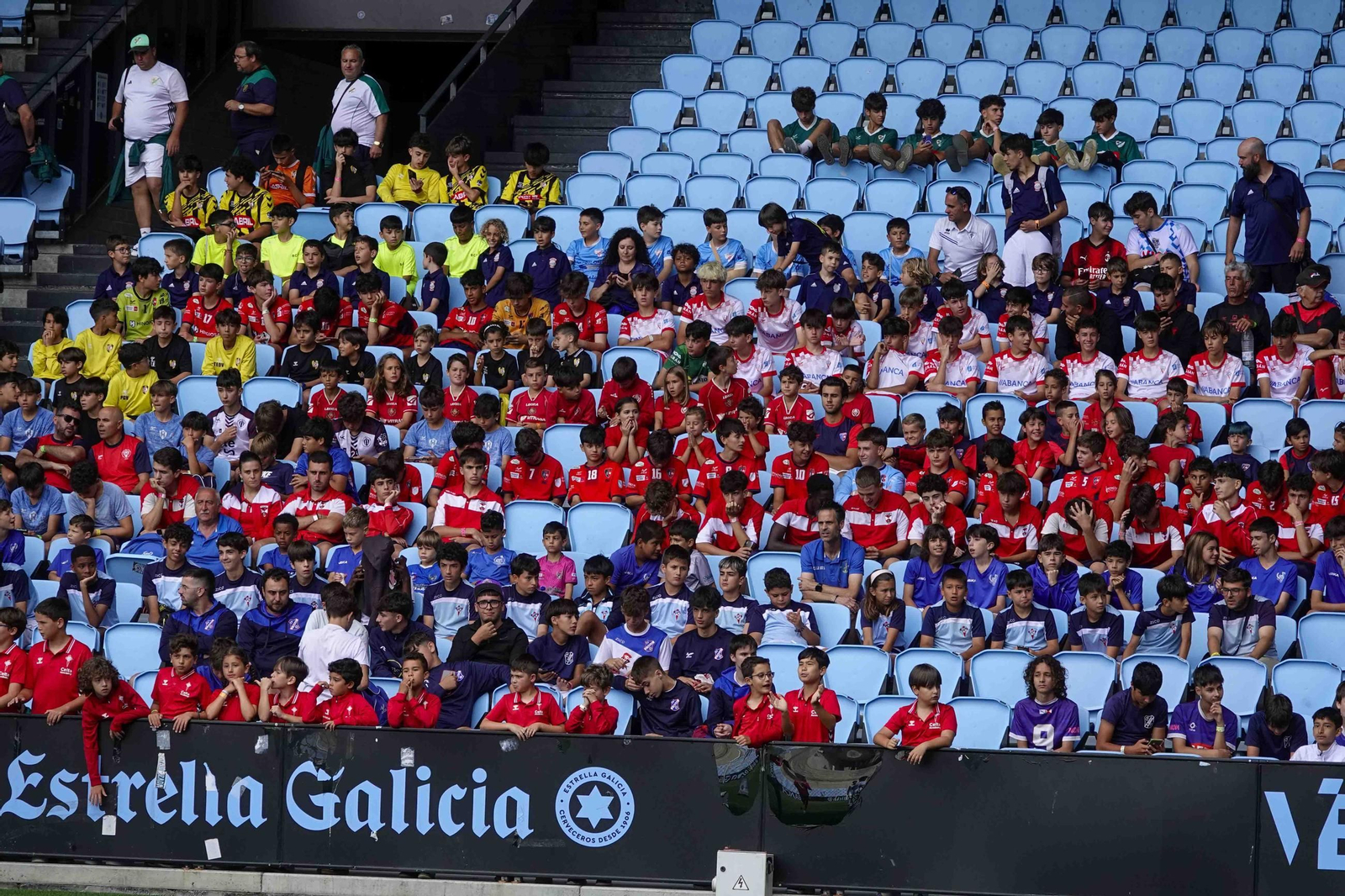 Galería | Balaídos despide la Vigo Cup con el acto de clausura y entrega de medallas