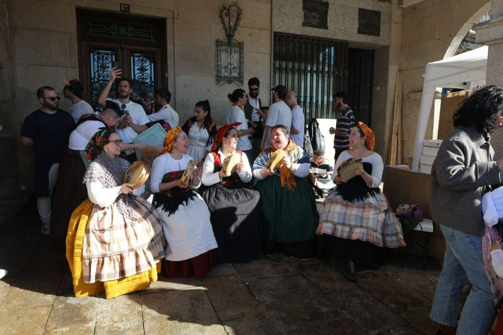 Galería | El Casco Vello de Vigo se llena de vida el sábado por la Reconquista