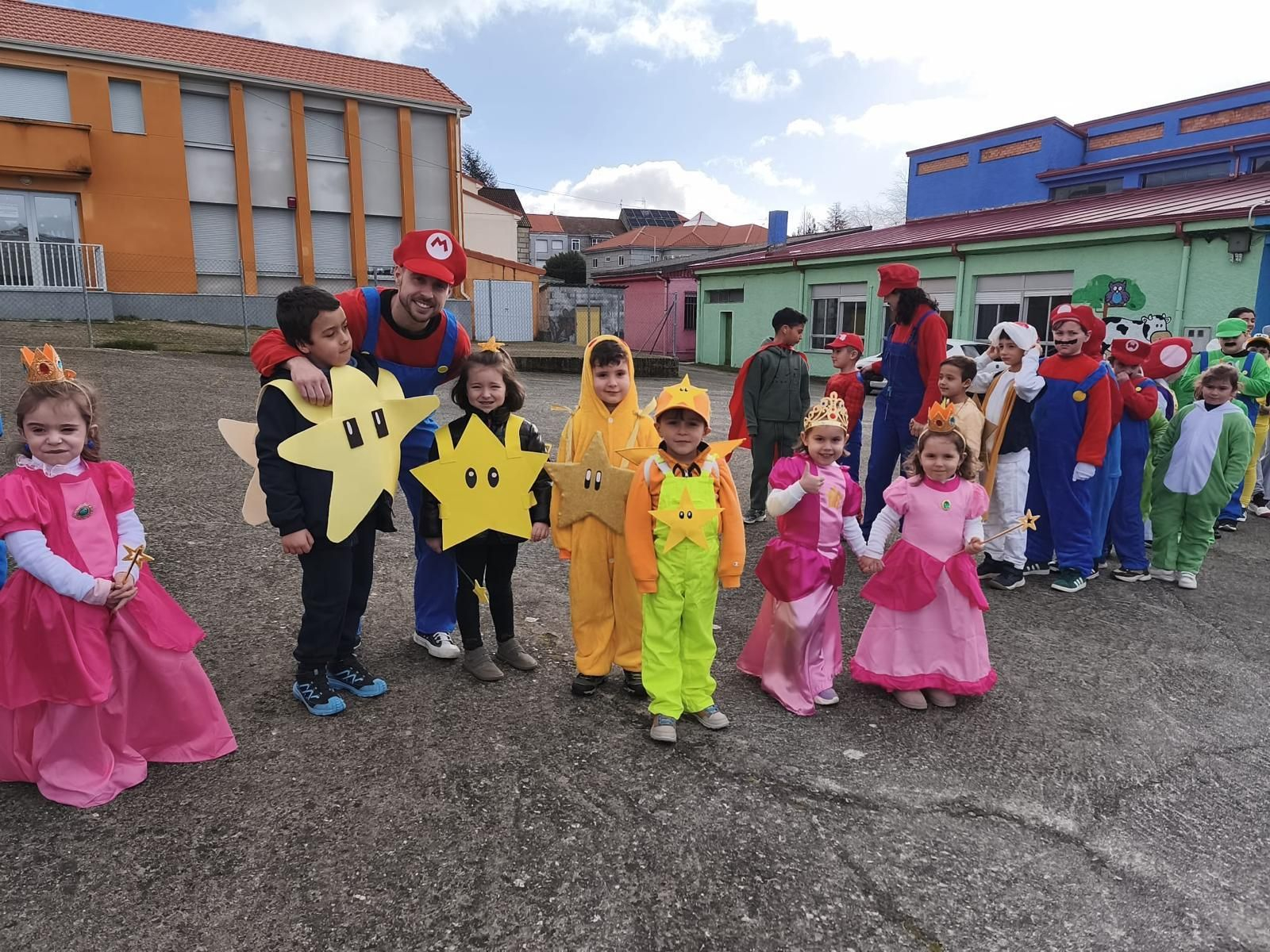 O Entroido no colexio Vicente Risco de Cualedro