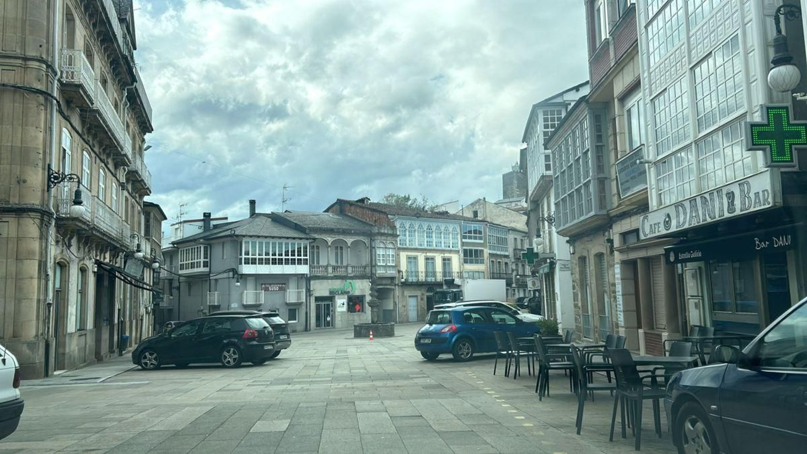 La Plaza de Viana do Bolo