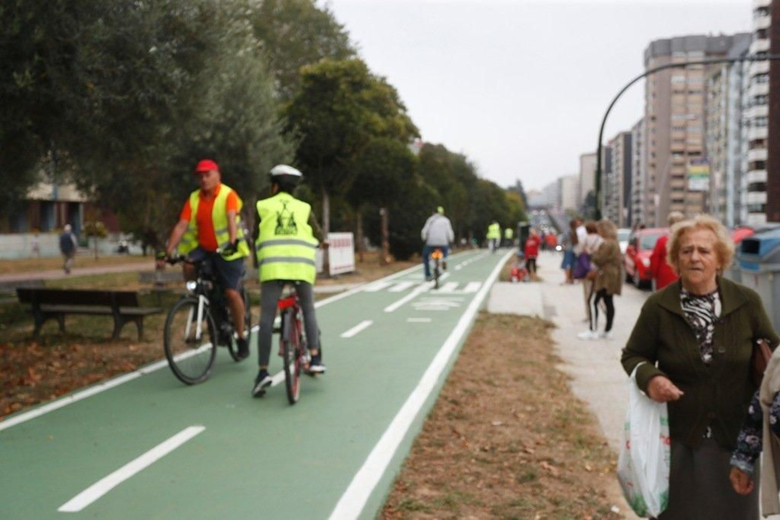 Vigo estrena el carril bici  001181
