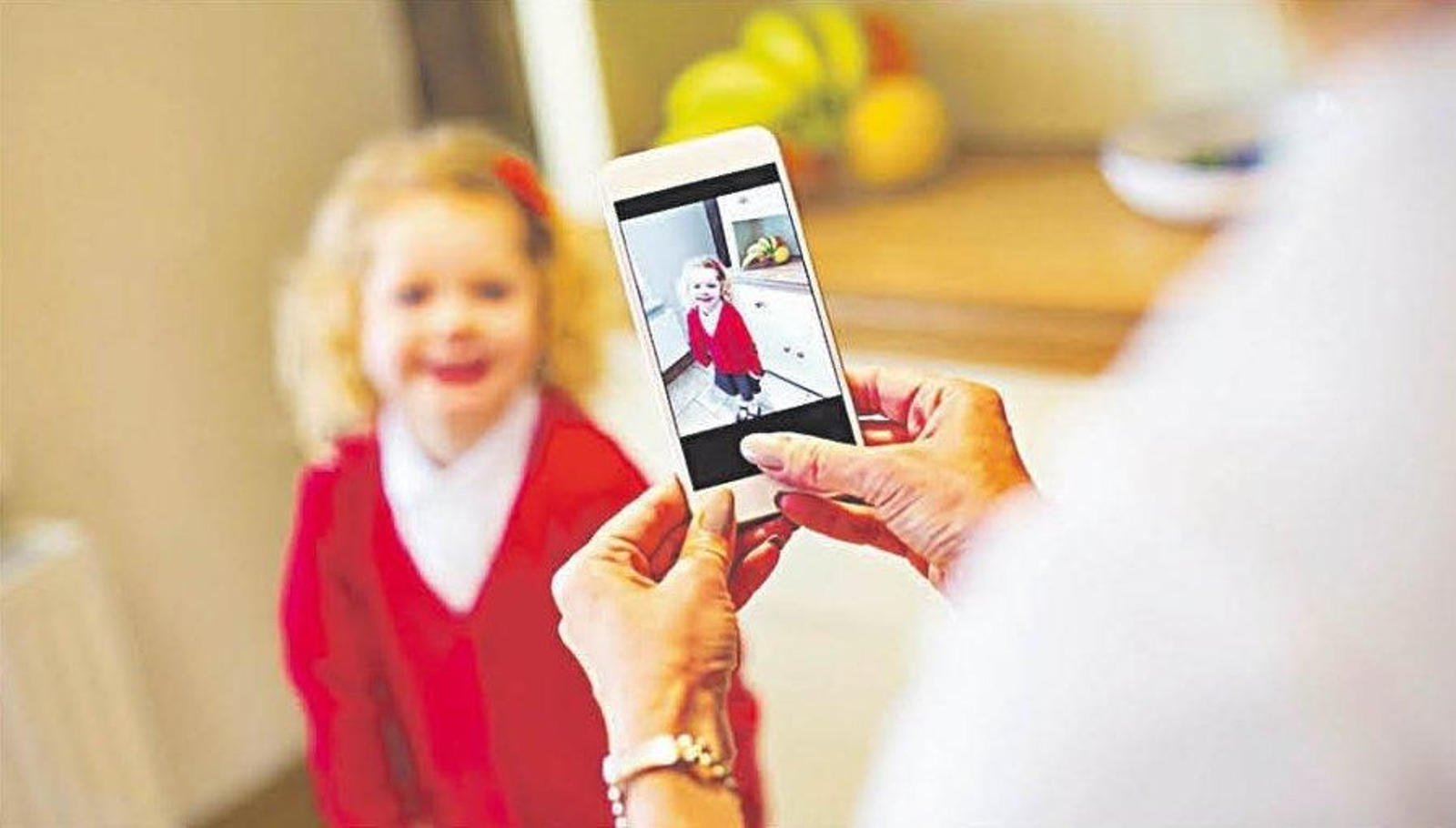 La responsabilidad de los padres y tutores debe ser proteger la intimidad de los más pequeños.