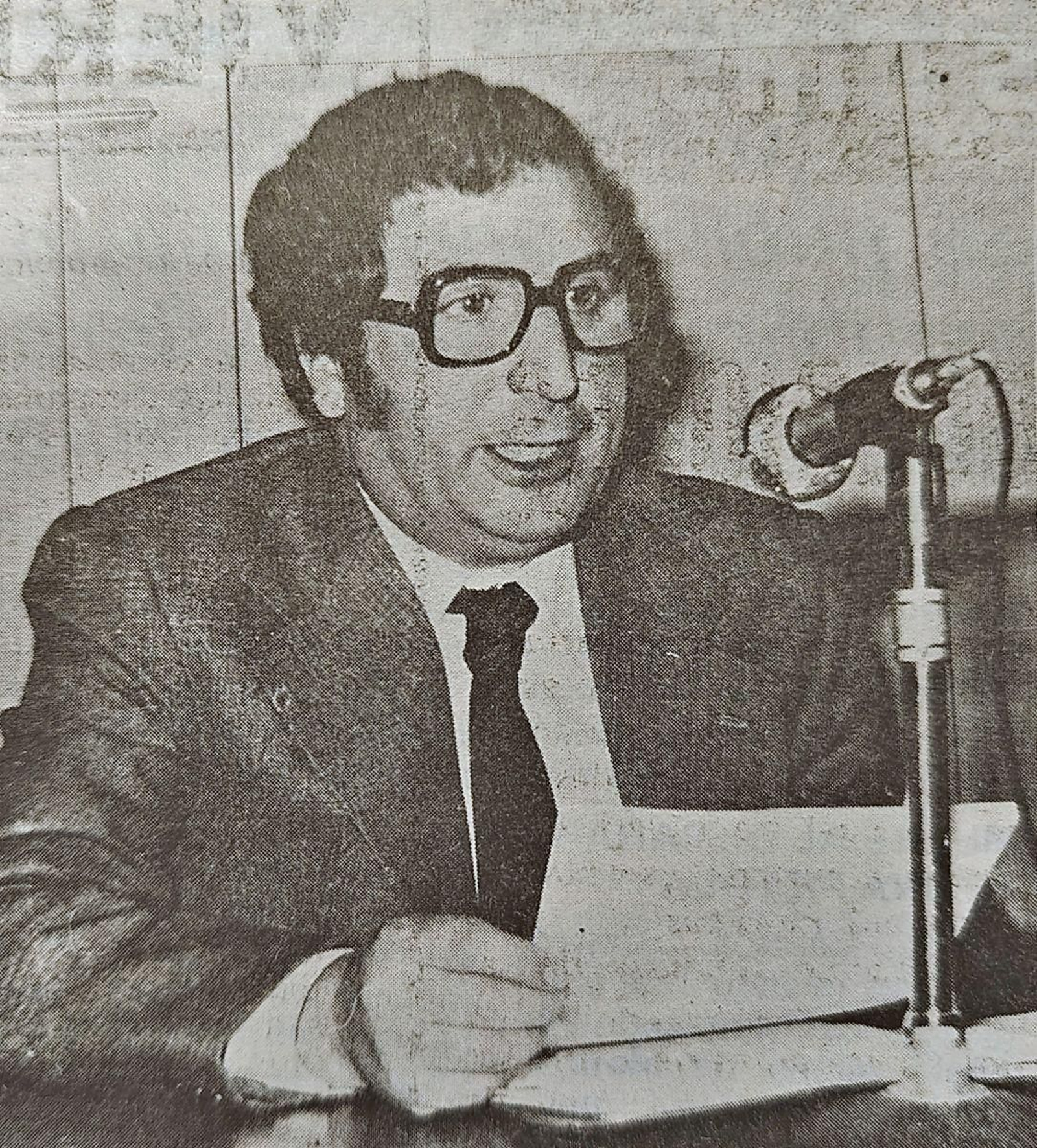 Francisco Carballo Carballo durante su conferencia en el Ateneo.
