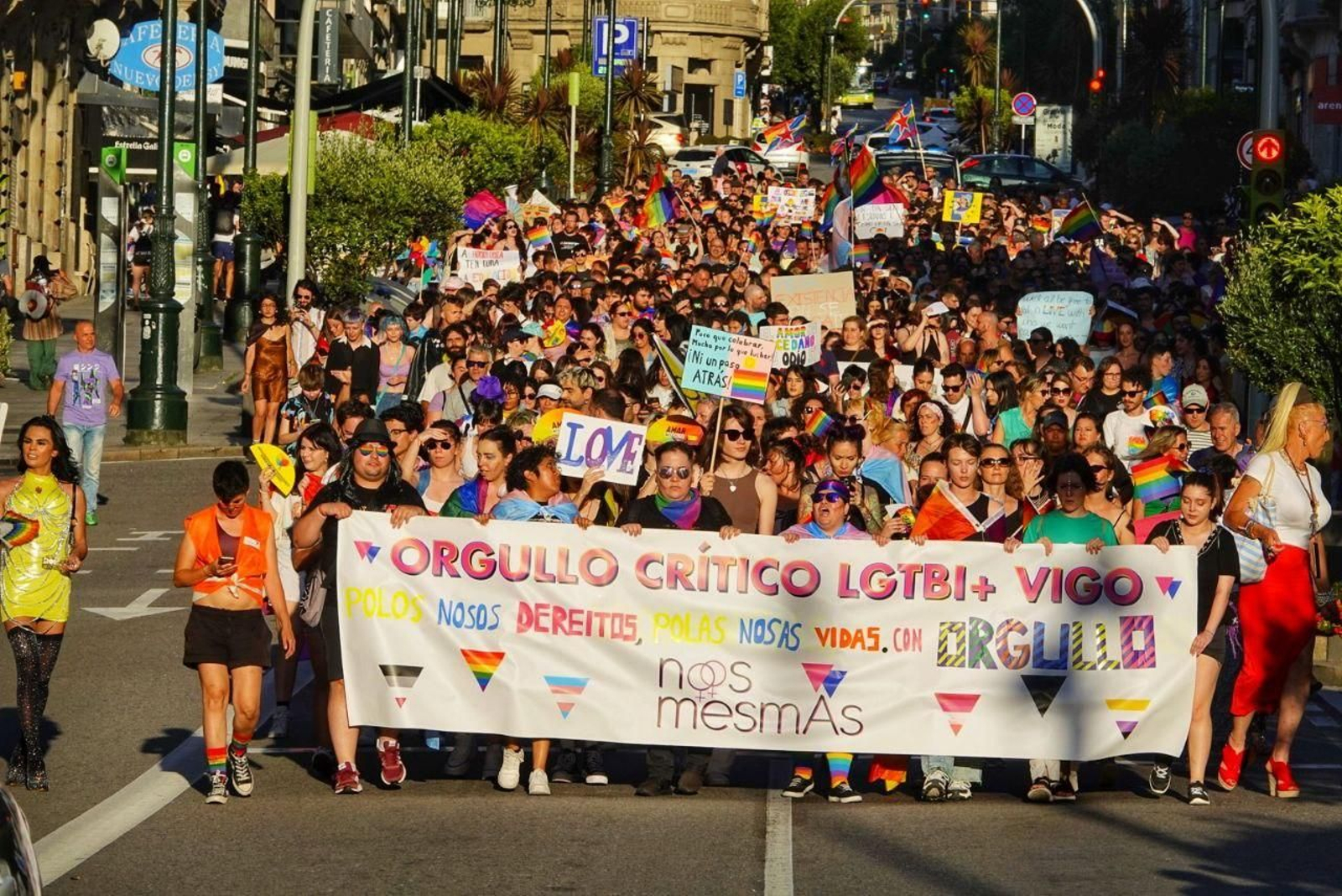 Manifestación en el día del Orgullo Gay 2023 en Vigo. // Vicente Alonso