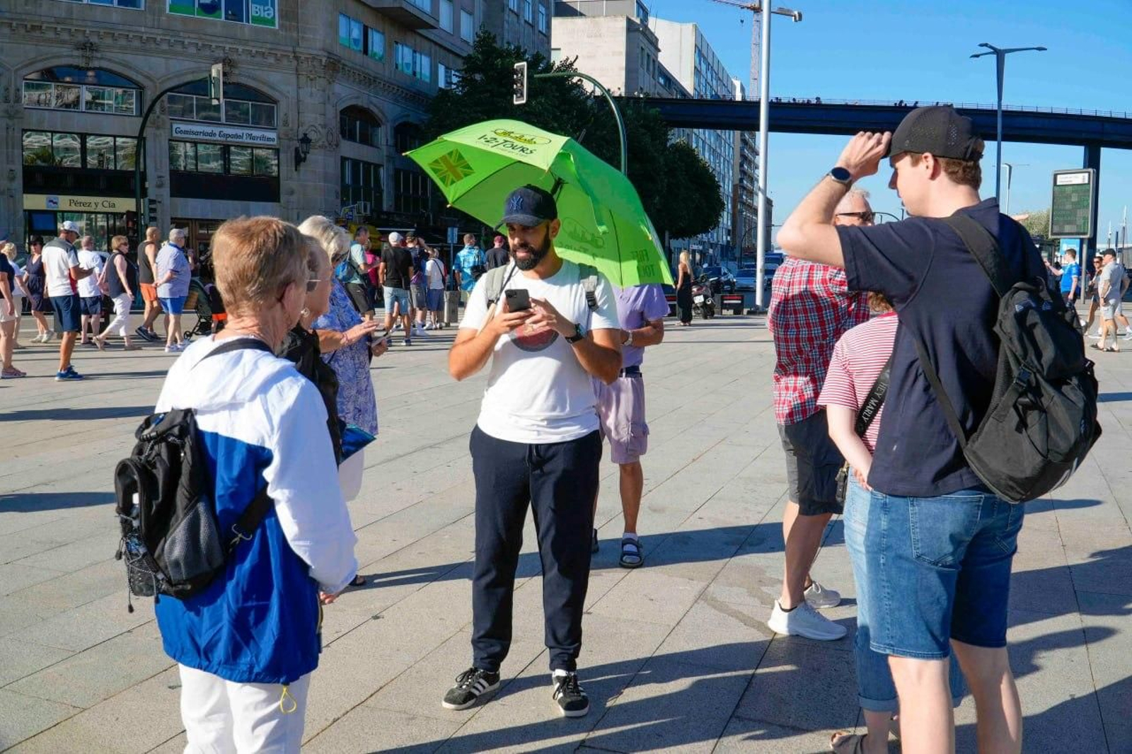 Galería | Vigo se llena de cruceristas en una jornada histórica