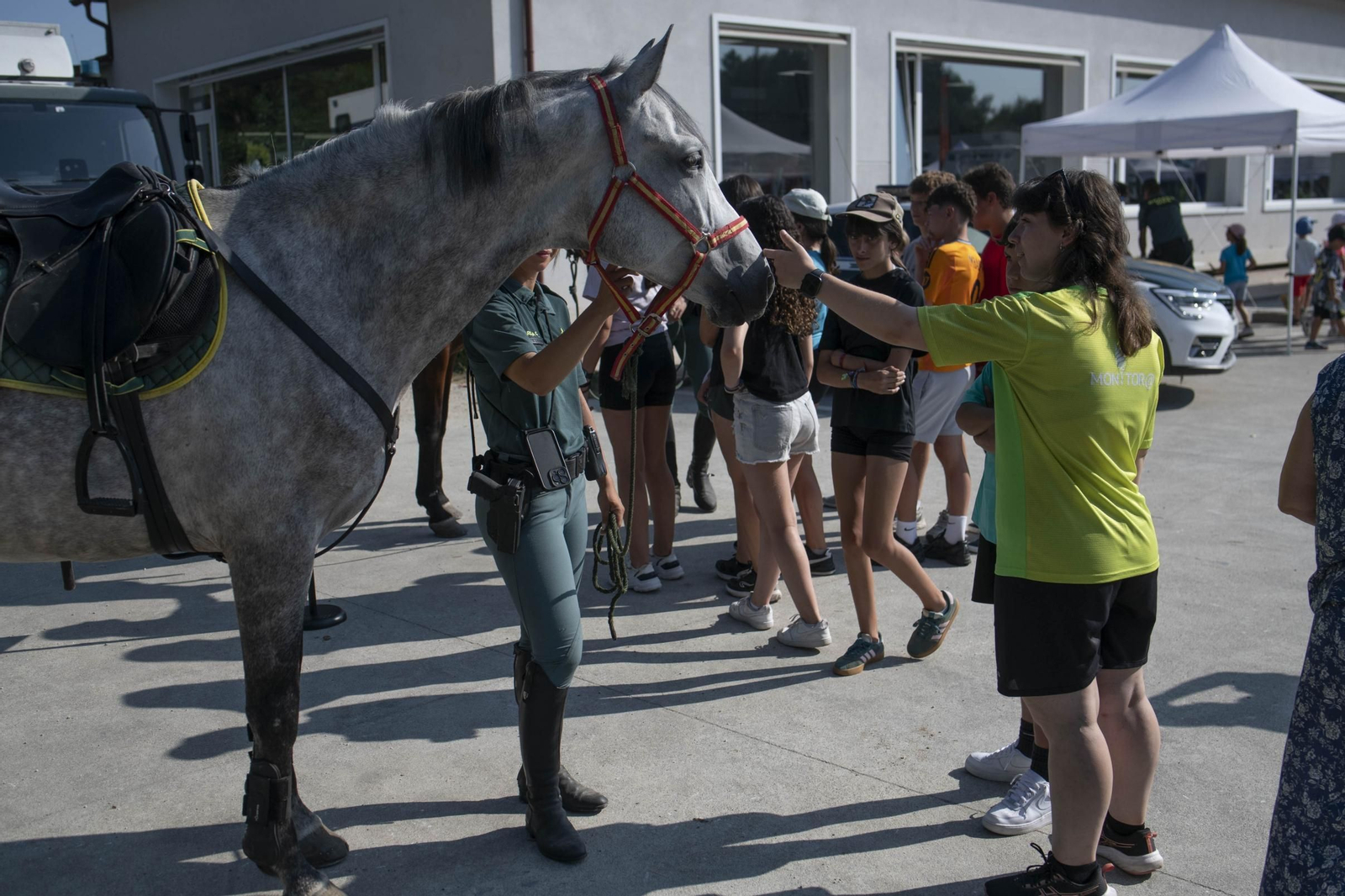 Galería | Los niños toman Ponte Noalla en una gran exhibición de policías, bomberos y Guardia Civil, en fotos
