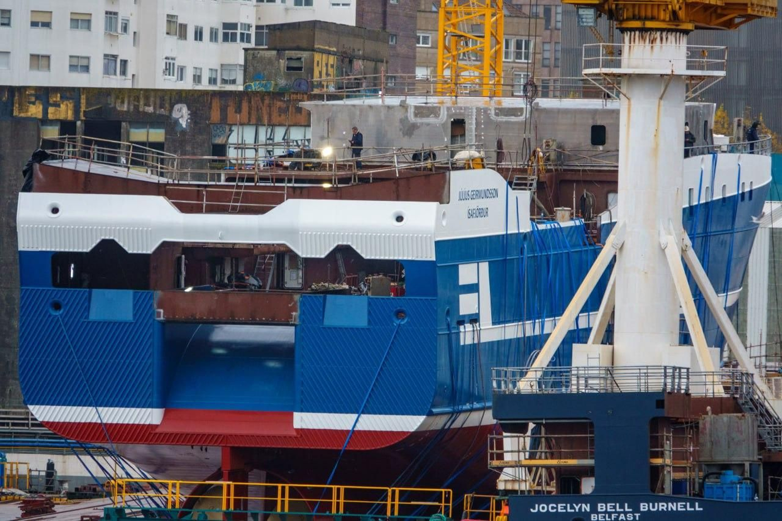 Barco pesquero en construcción que el astillero Ría de Vigo bota este viernes.