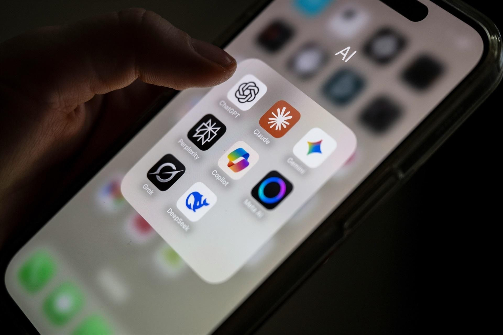 El informe advierte sobre los riesgos de la proliferación de la IA