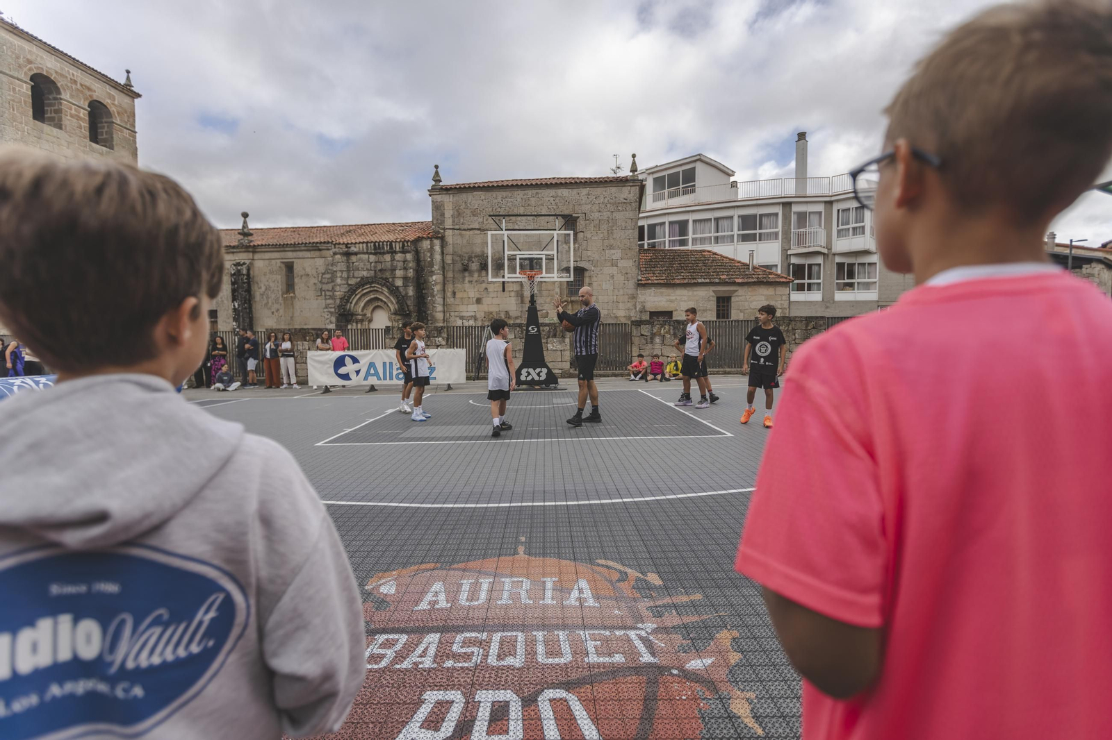 El 3x3 DepOUrense visitó Allariz y Xinzo
