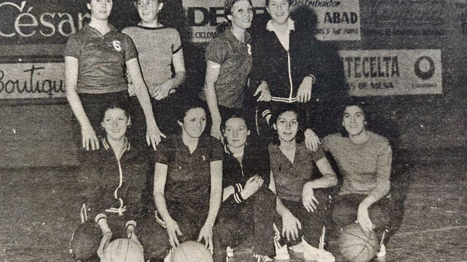 Las chicas del Medina Orense.