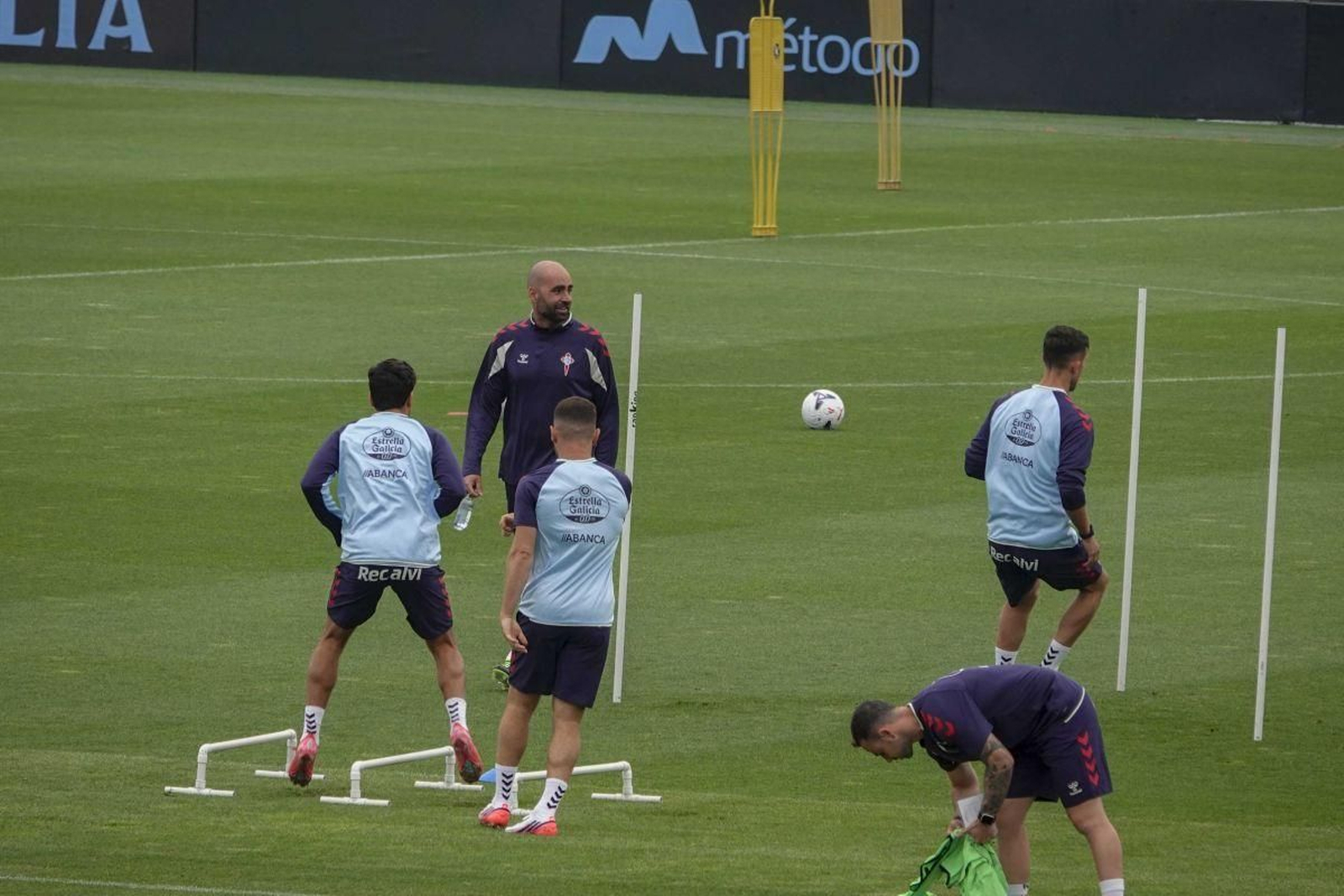 El técnico celeste, Claudio Giráldez, dispondrá desde hoy de más jugadores en la pretemporada.