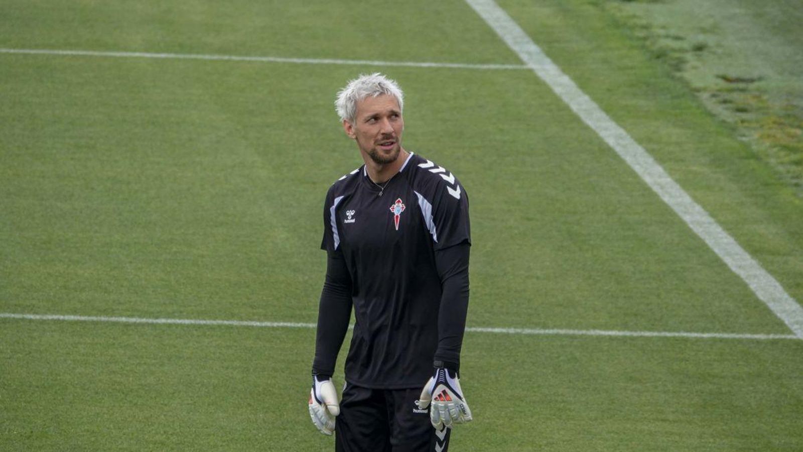 Ionut Radu, durante o primeiro entrenamento da pretempada.