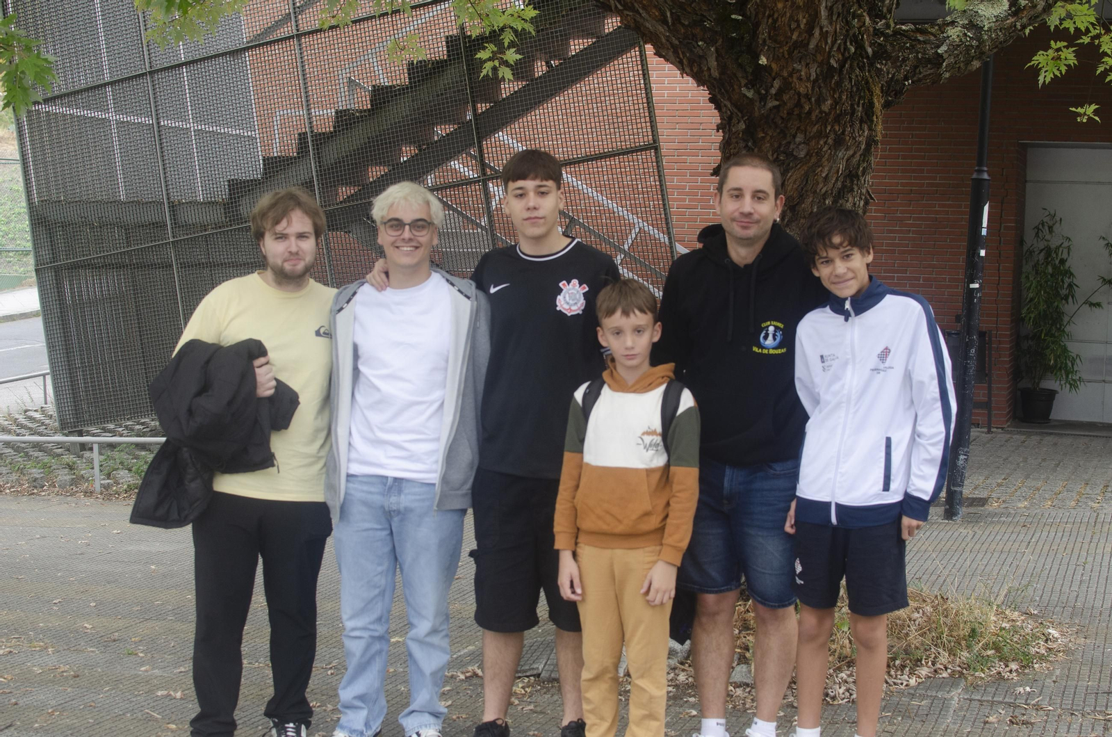 Galería | Lóstreo vive un torneo solidario y rápido de ajedrez