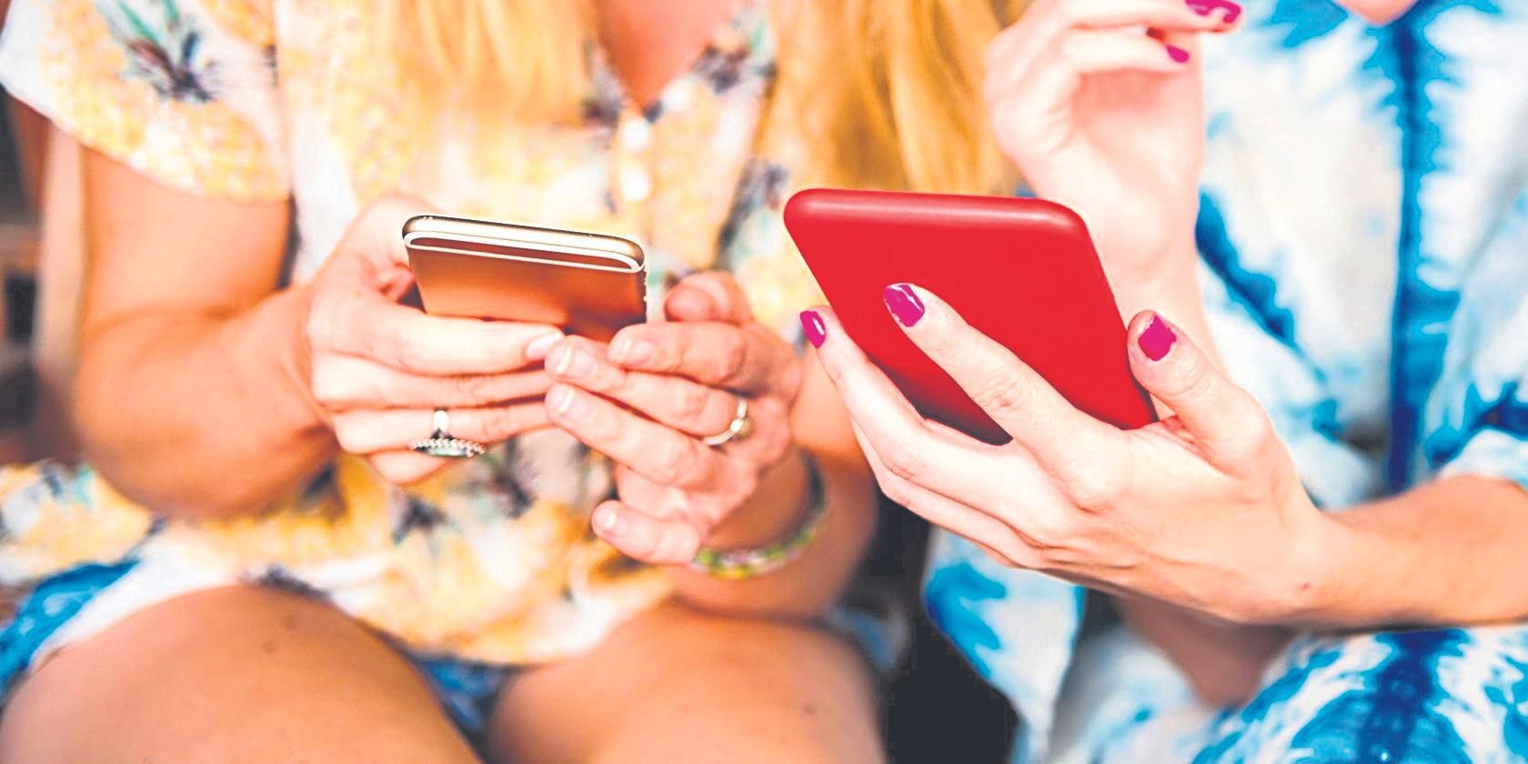 El acceso a internet por parte de las mujeres ha aumentado progresivamente.