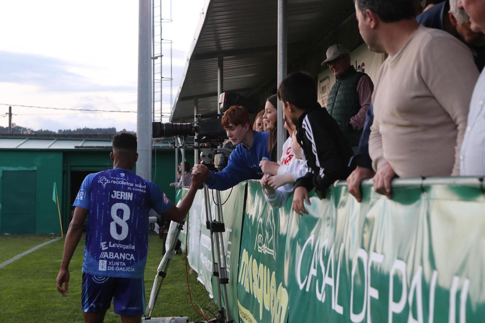 Galería | Empate a uno entre el CD Arenteiro y Ourense CF en el derbi termal
