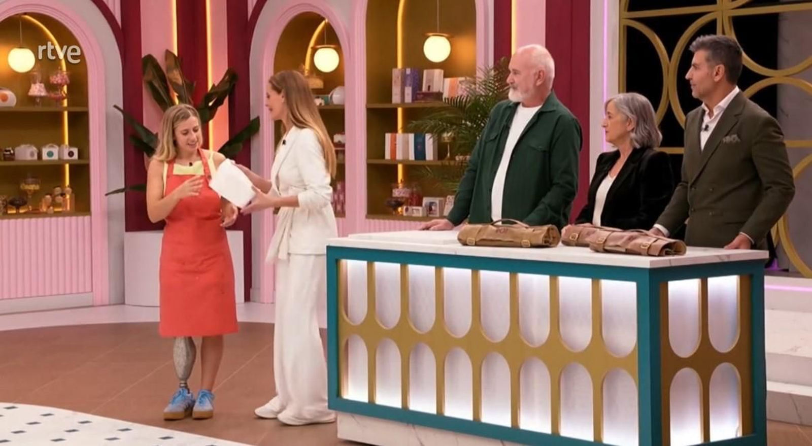 Desi Vila, quinta expulsada de Top Chef.