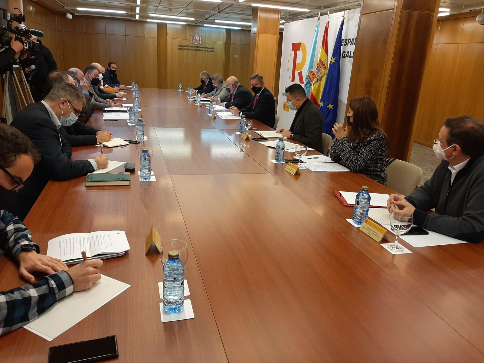 En la mesa de trabajo estuvieron presentes representantes de todas las entidades.