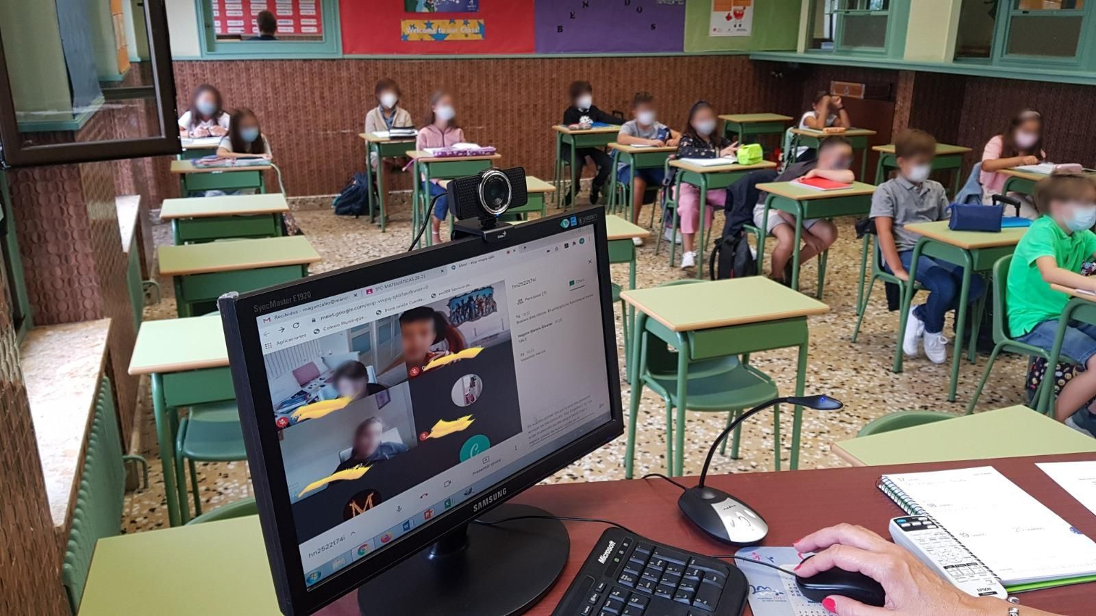 Clase online del aula donde se detectó el positivo del colegio Maristas.