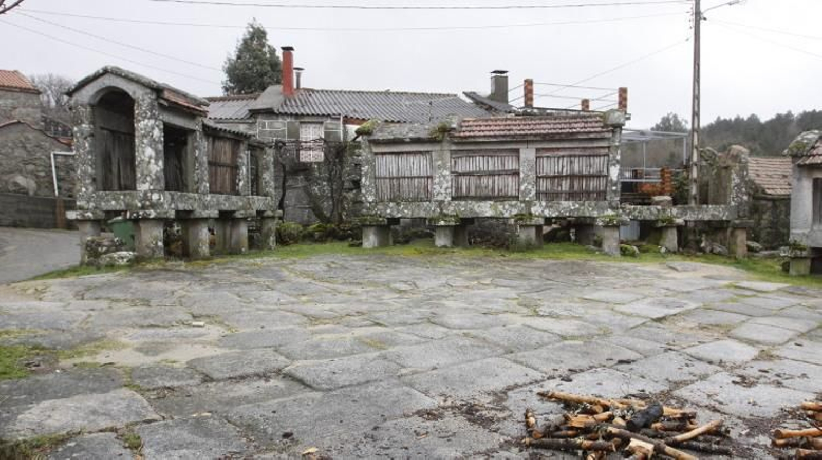 Una de las "airas" con canastros por donde discurrirá la ruta de Puxedo.