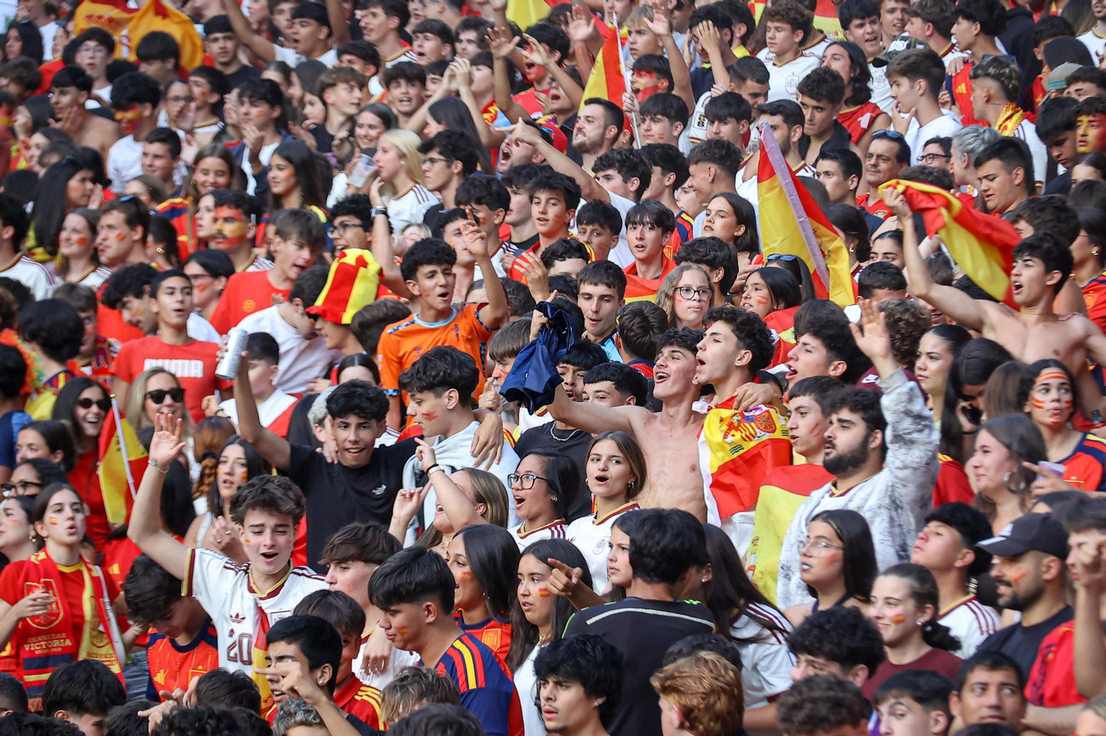 Galería | Vigo celebra la victoria de España en el Mundial 2026