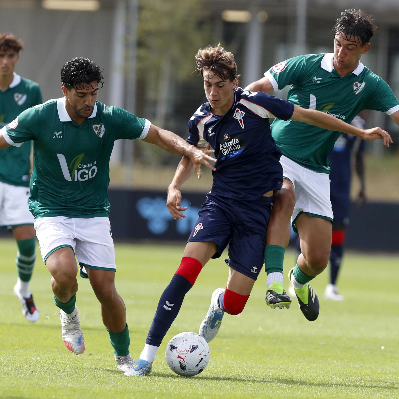 Galería | Celta Fortuna y Coruxo se miden en la pretemporada
