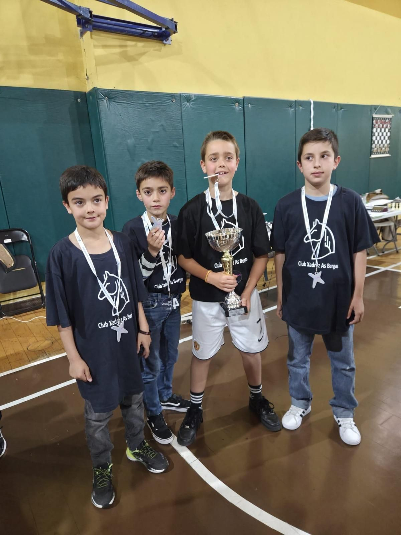 Galería | La final provincial escolar de ajedrez llena el Pazo, en imágenes