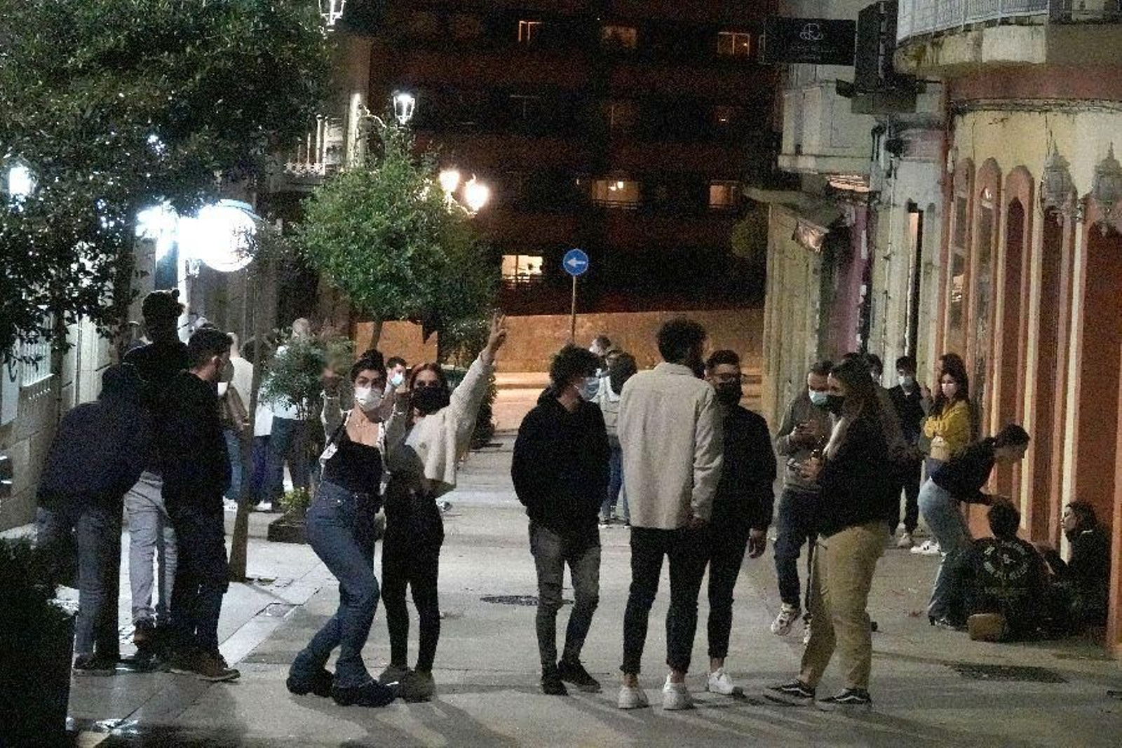 Primera noche sin estado de alarma en Vigo _ Vicente 20