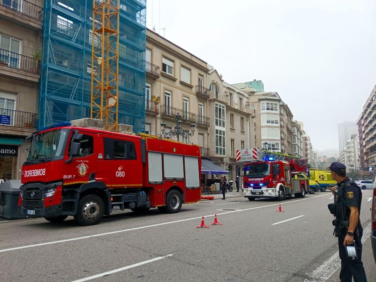 Galería | Las imágenes del derrumbe en una obra de García Barbón