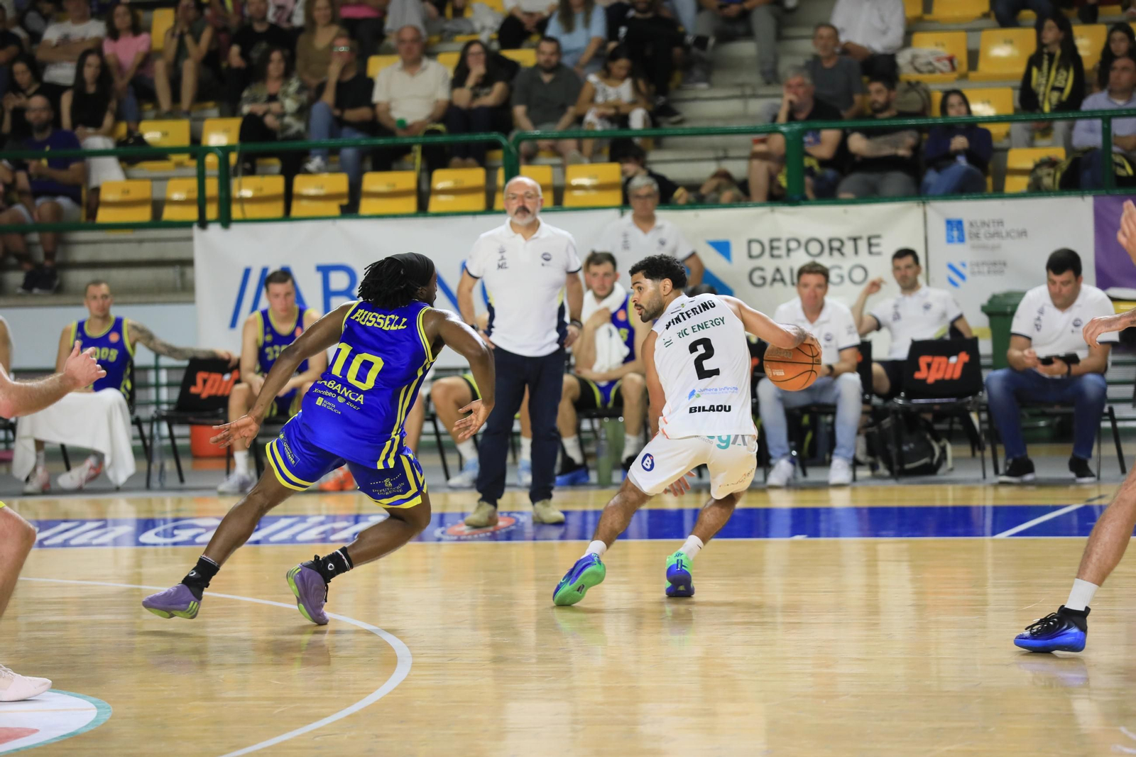 Galería | El Pazo y el COB sufren la primera derrota de la temporada ante el Cantabria