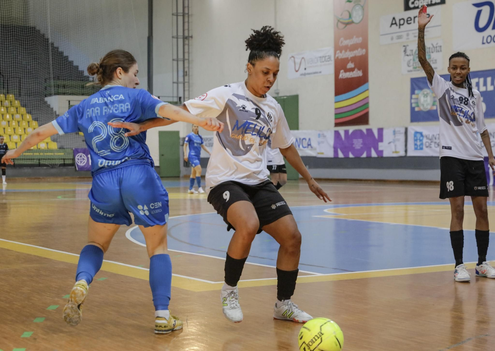 Galería | Ourense Ontime cae ante el líder