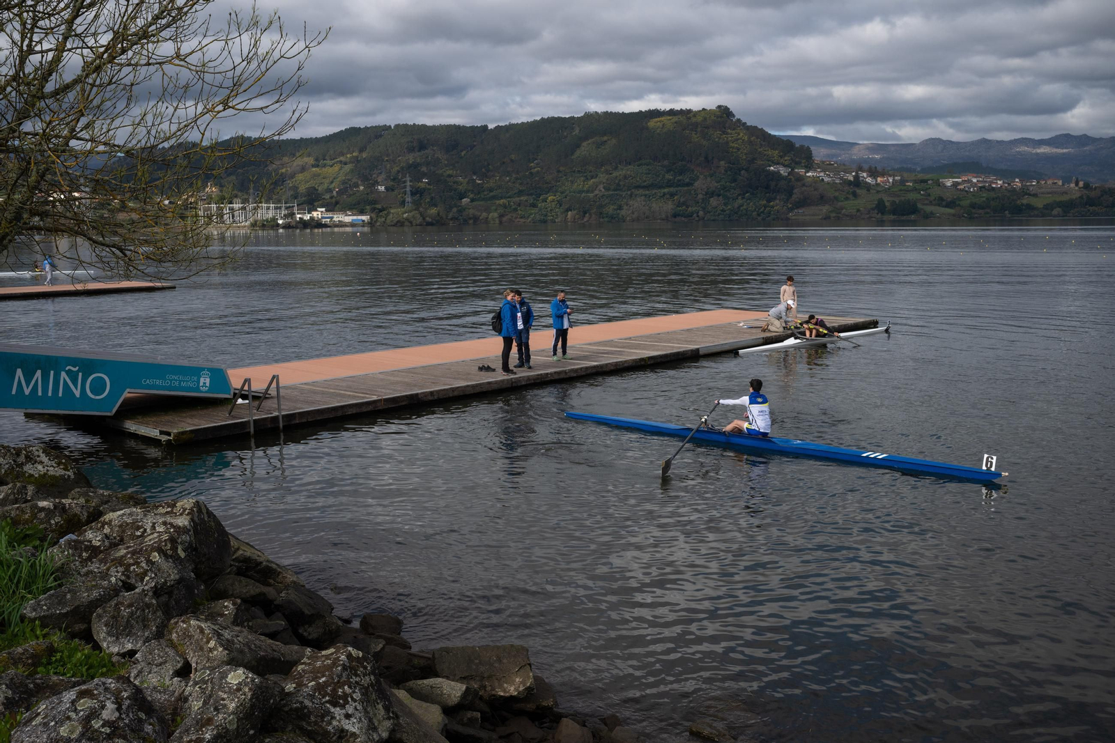 Galería | La Liga Gallega de Remo arranca la temporada en Castrelo de Miño