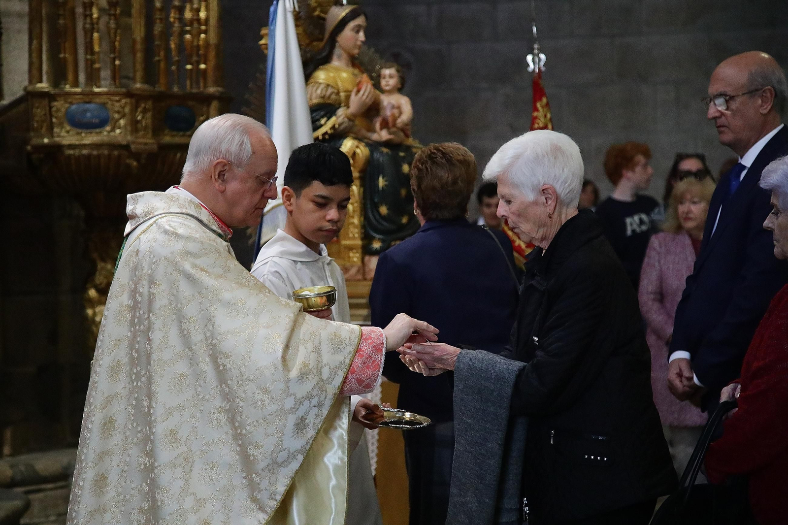 Galería | La procesión del Encuentro pone fin a la Semana Santa en Ourense