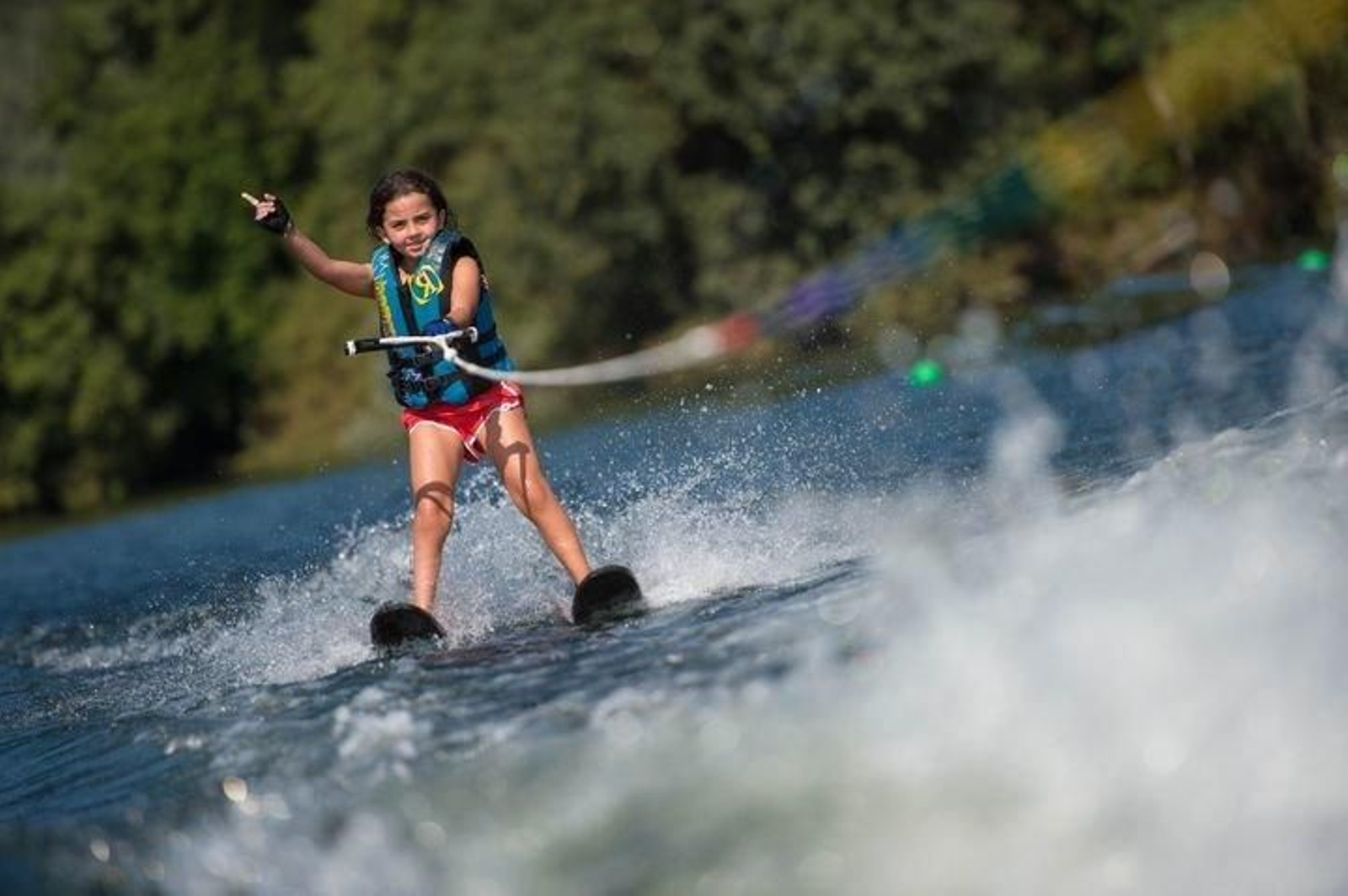 A una sola mano también sirve en el Campeonato Gallego en Barra de Miño.